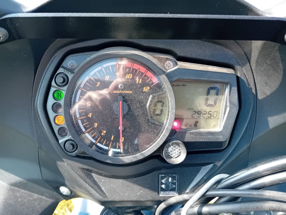 SUZUKI GSX 1250 FA - 6