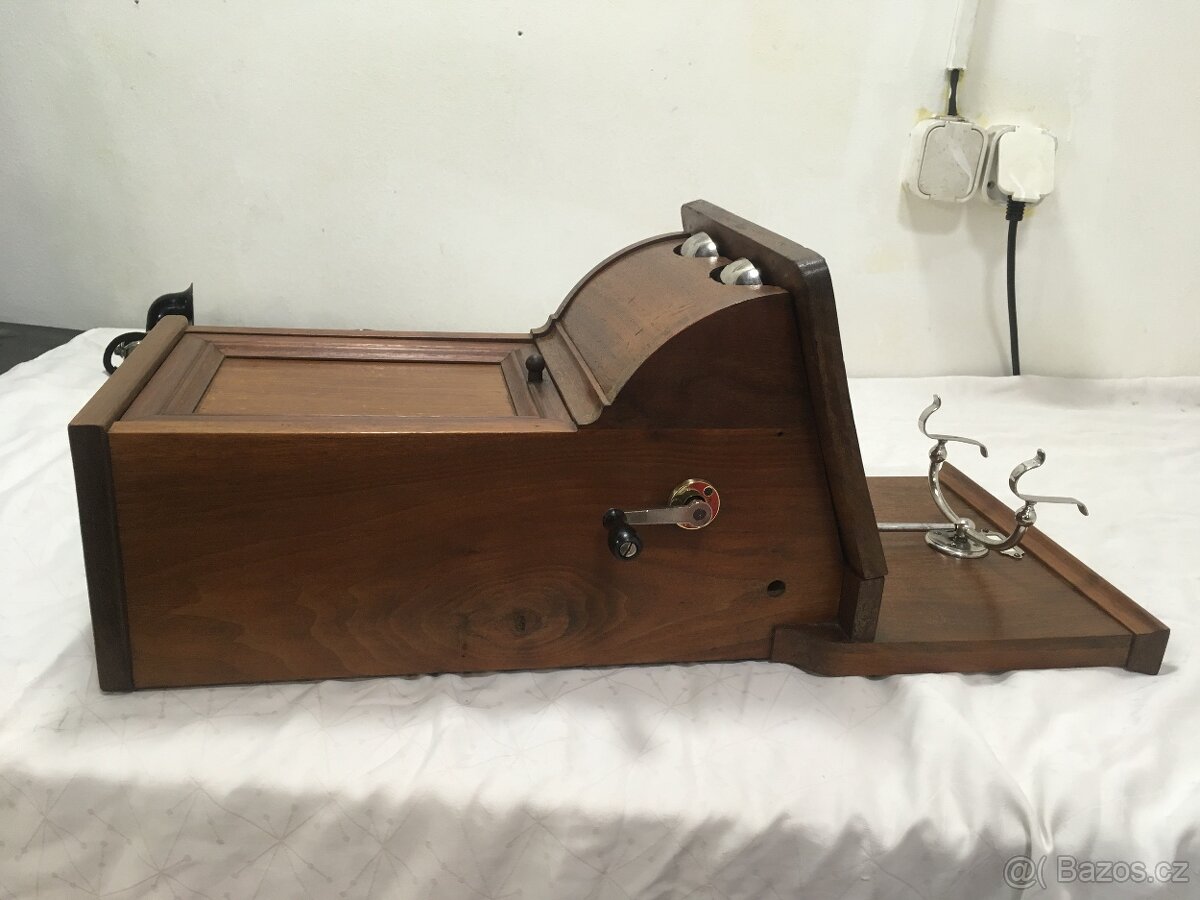 Závěsný pultový telefon ERICSSON - 6