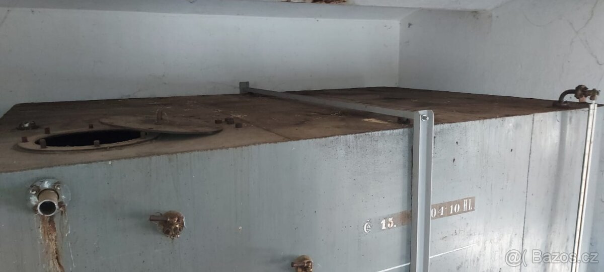 Historická ocelová nádrž na líh z roku 1920 - 6