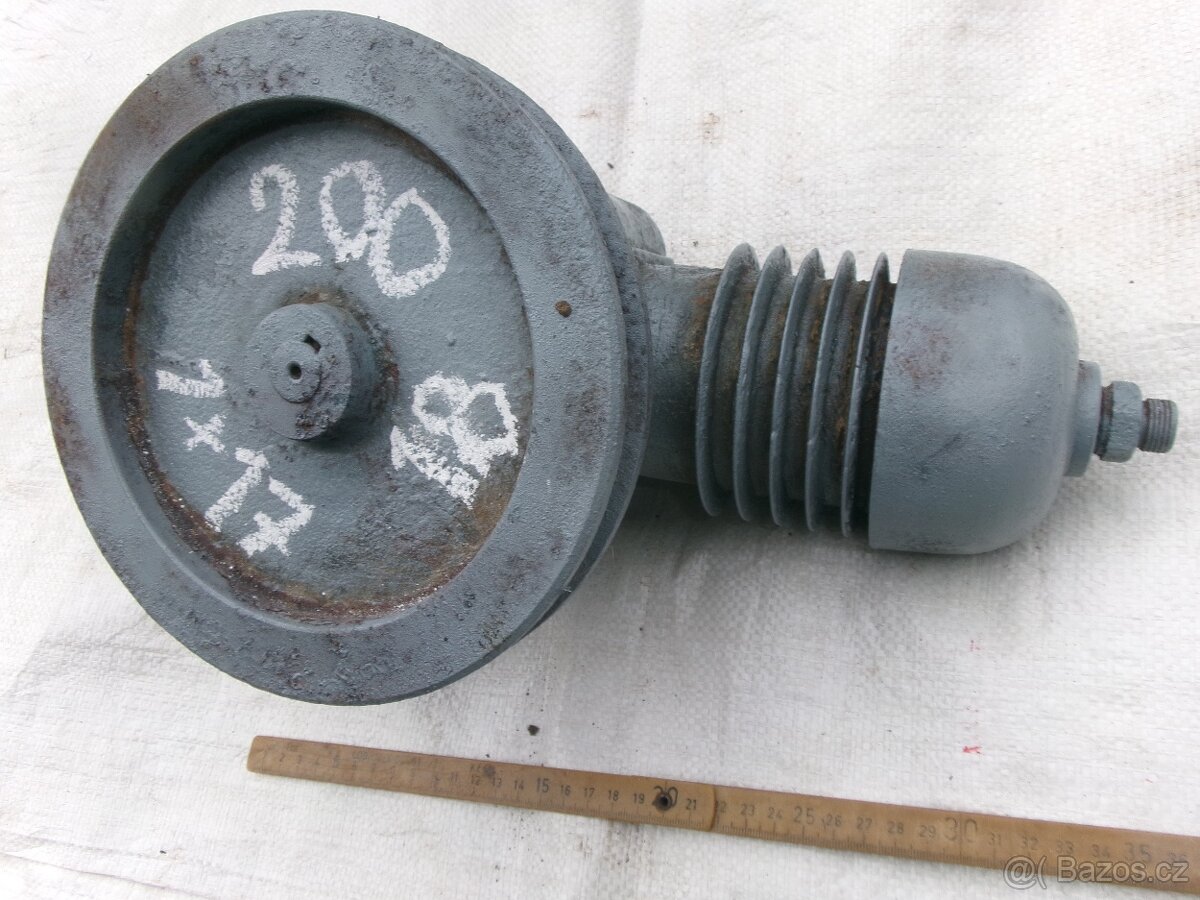 prodám různé hasičské vybavení, autosoučástky, plechové nádr - 6