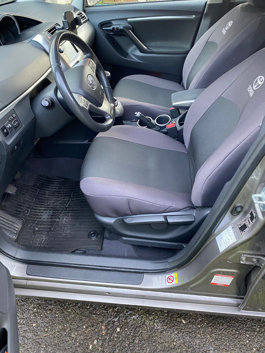 Toyota Verso 1.6 D-4D - 6