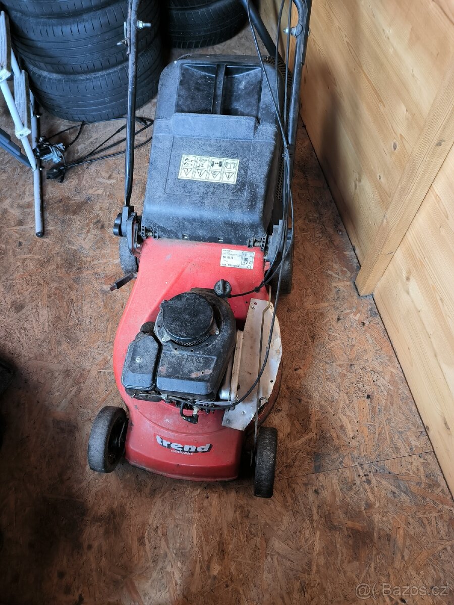 3x Benzínová sekačka na trávu - 6