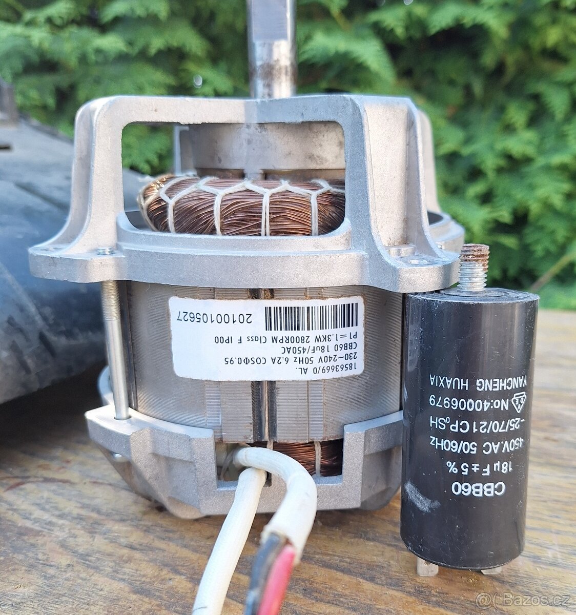 elektrická sekačka na trávu - 6