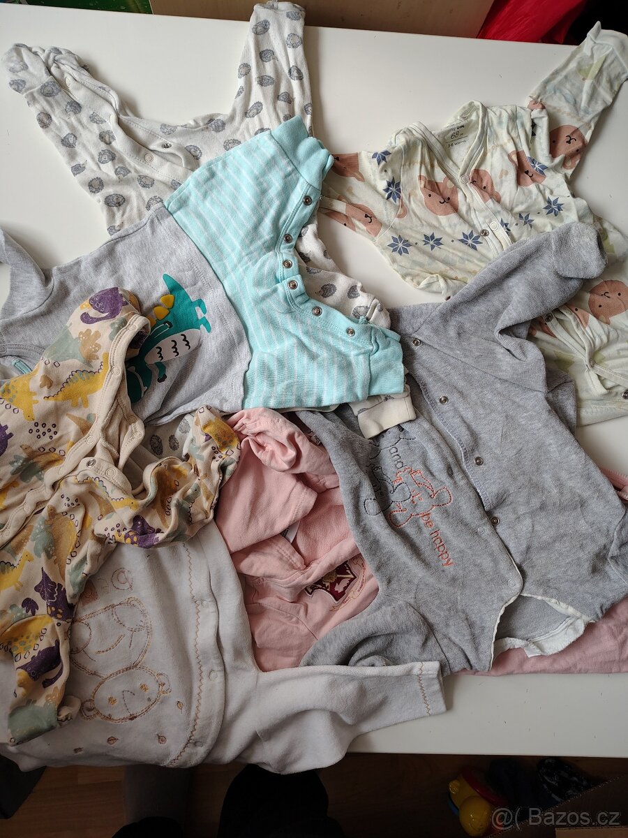 Balík oblečení ve velikosti 62-68 - 6