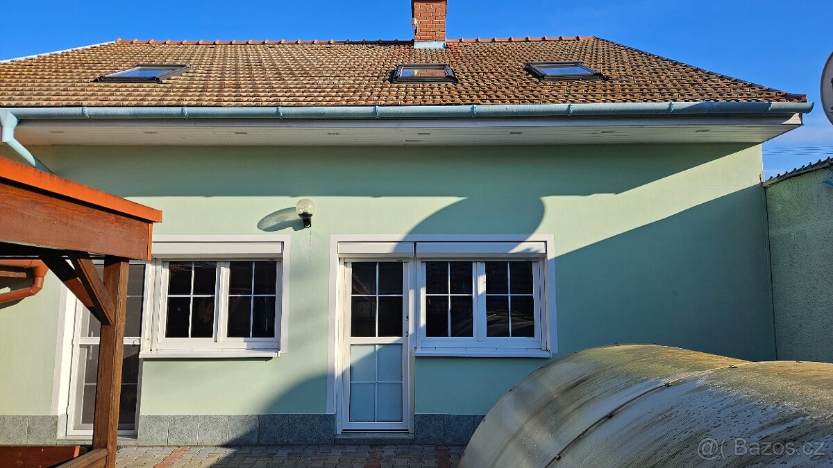 Rodinný dům s penzionem - 6