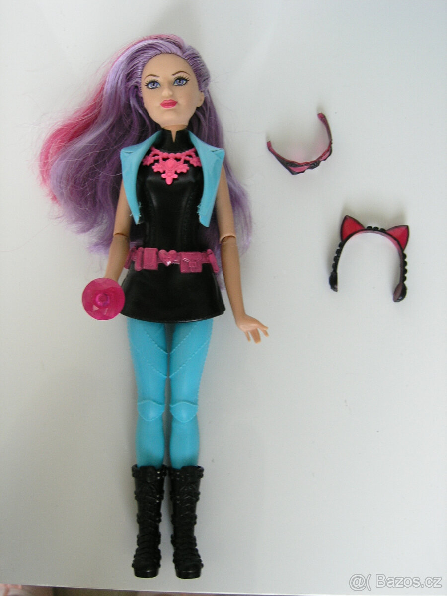 Barbie tajná zlodějka - 6