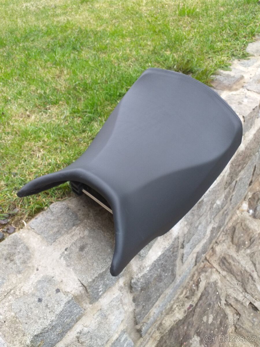 Sedlo Triumph Tiger Explorer - 6