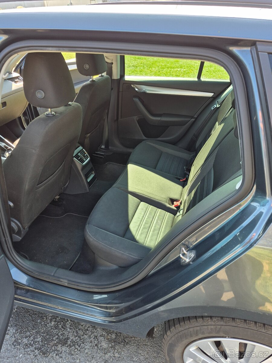 Škoda Octavia 3 - 6