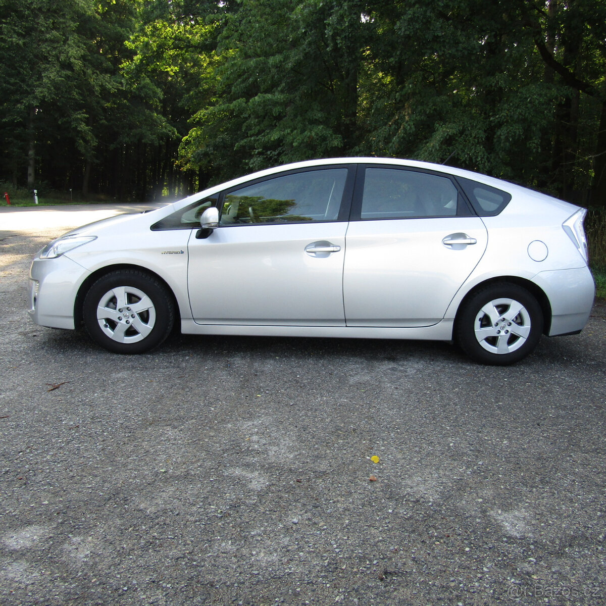 Toyota Prius 1,8i 73kw HYBRID, PLNÝ SERVIS TOYOTA, 121tkm - 6