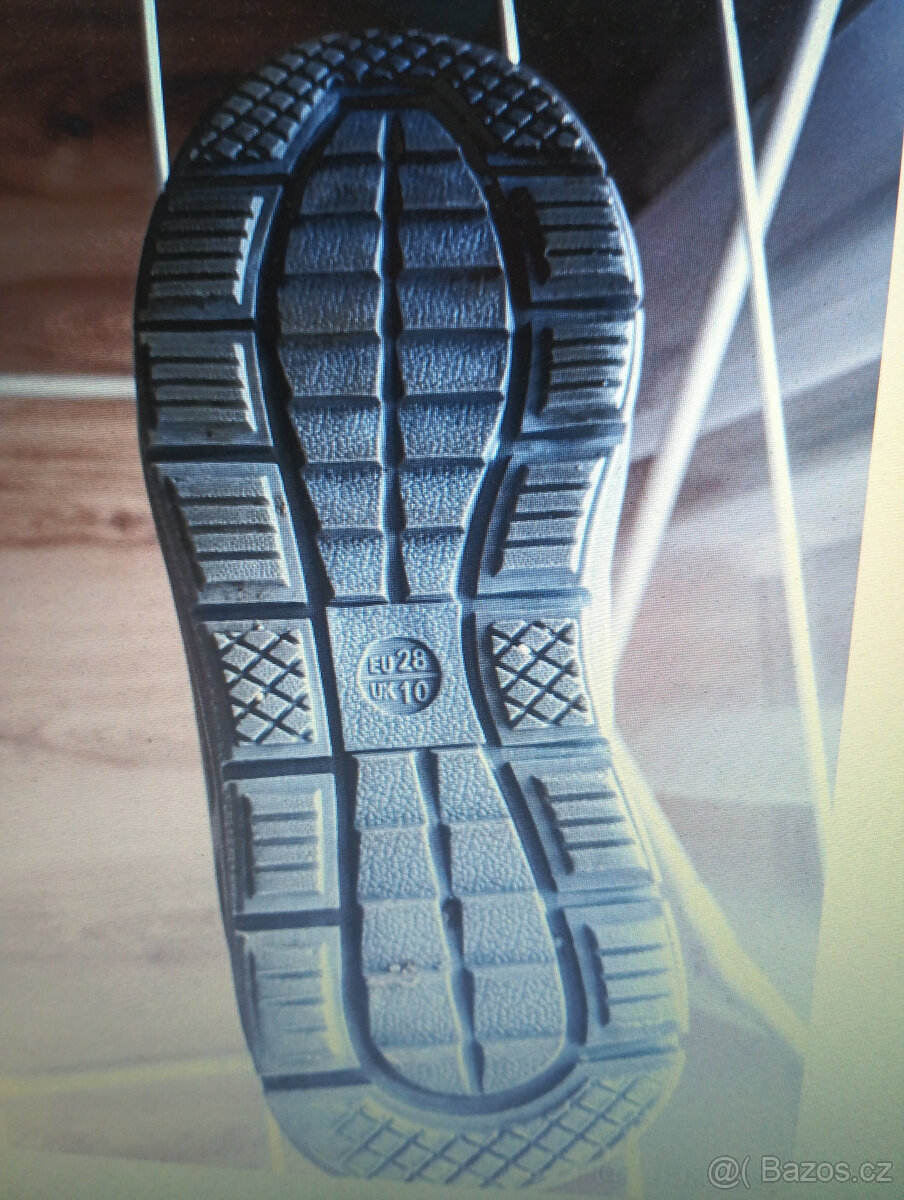 Chlapecké sandály a zimní boty - 6