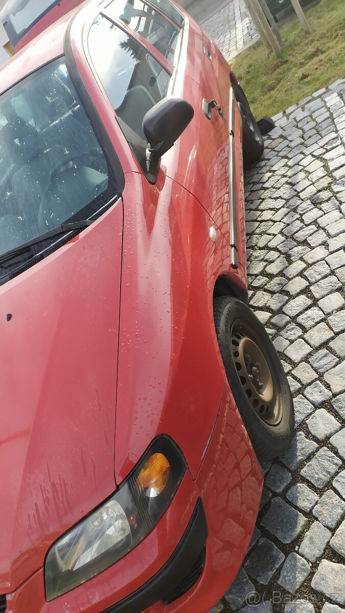 Prodám Mitsubishi Space Star rok 2004 - 6