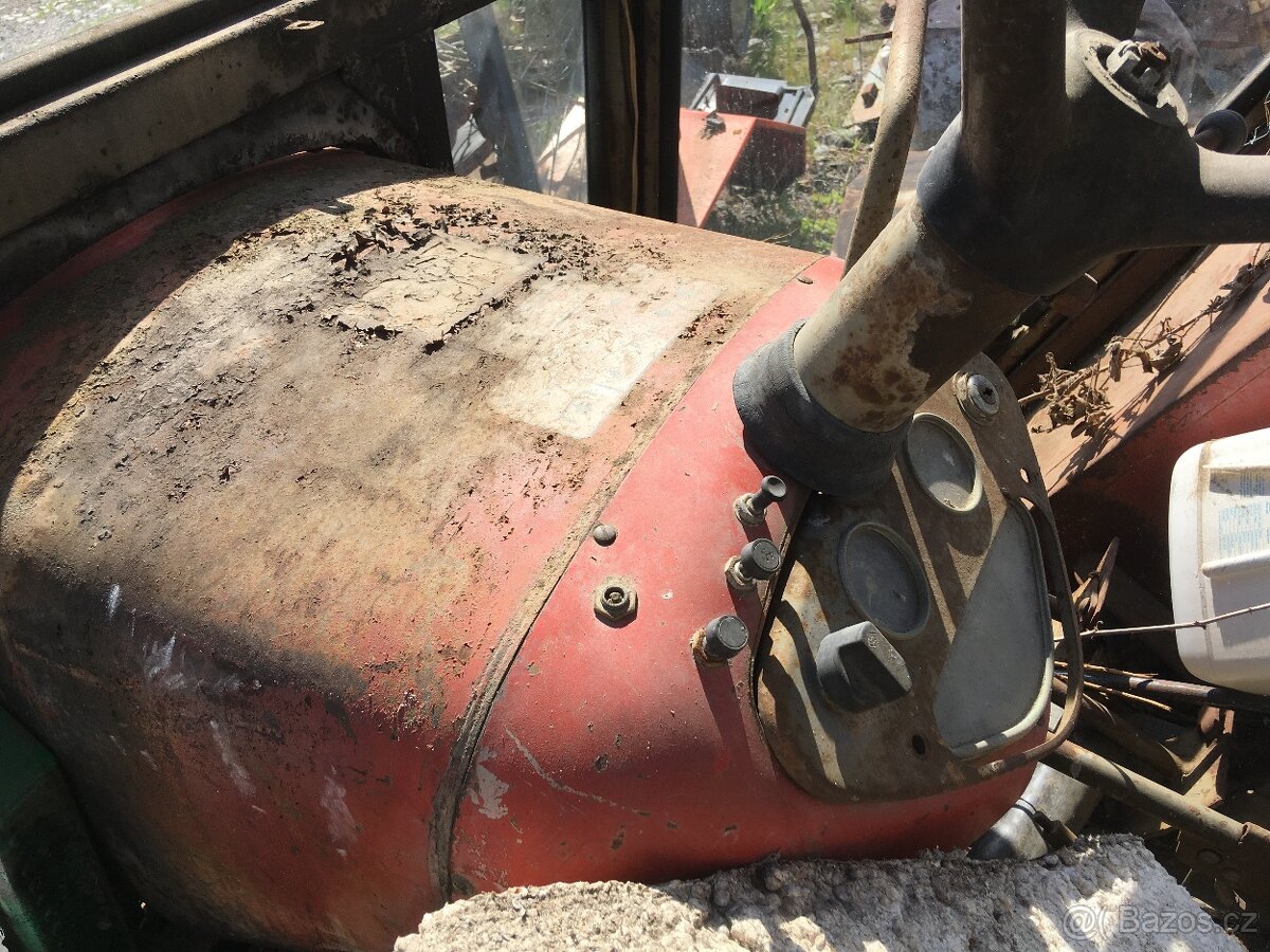 Zetor 6911 nebo rozprodám na jednotlivé díly - 6