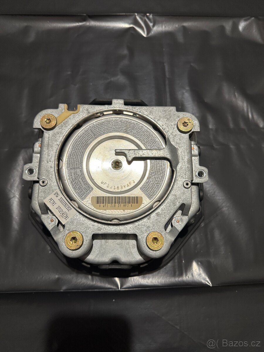 BMW E36 Mtech 3 volant - 6