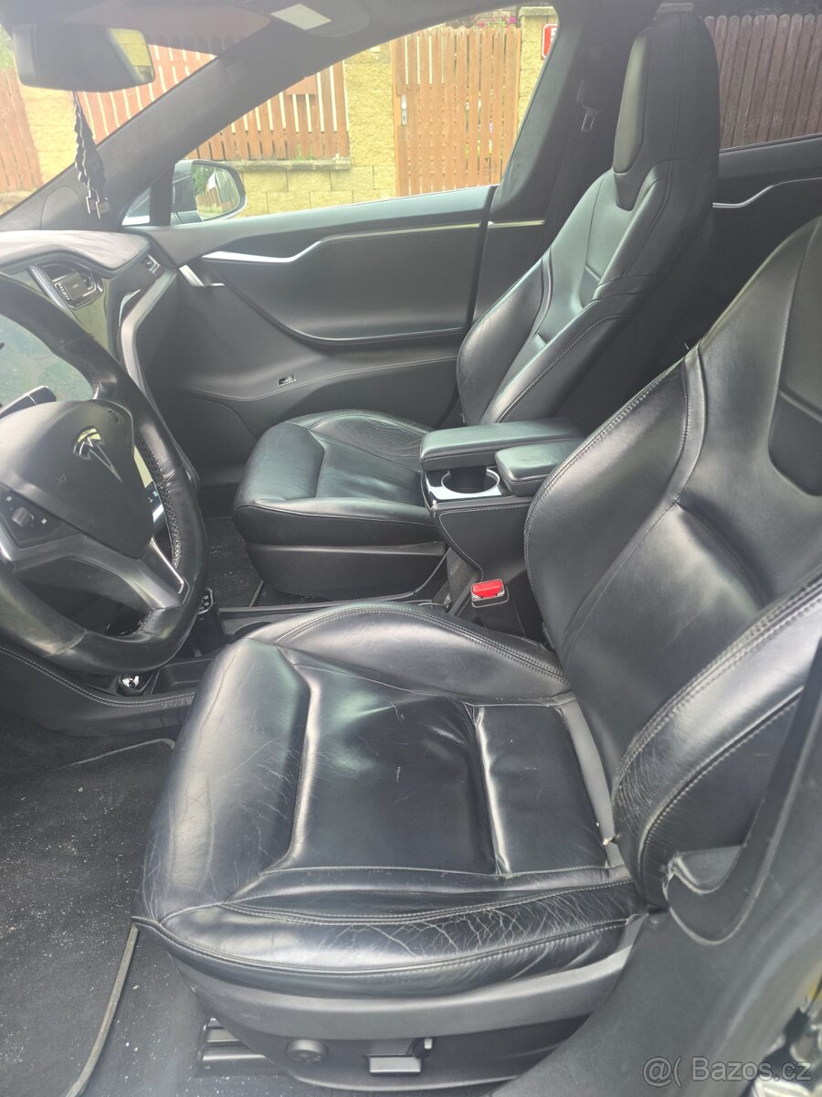 Tesla Model S 90D Free Supercharger - 6