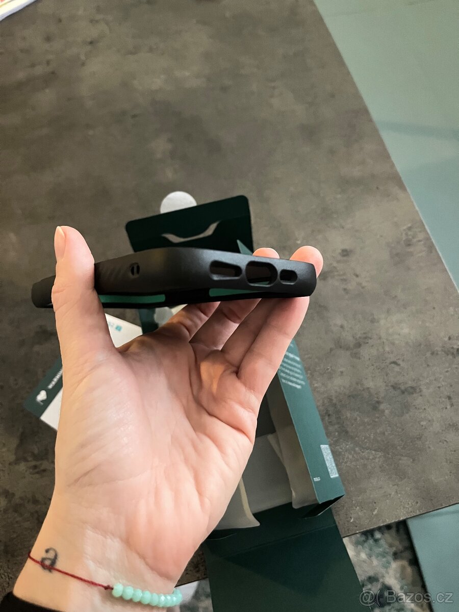 Nový kryt Mous Limitless 5.0 pro iPhone 15 Pro - 6