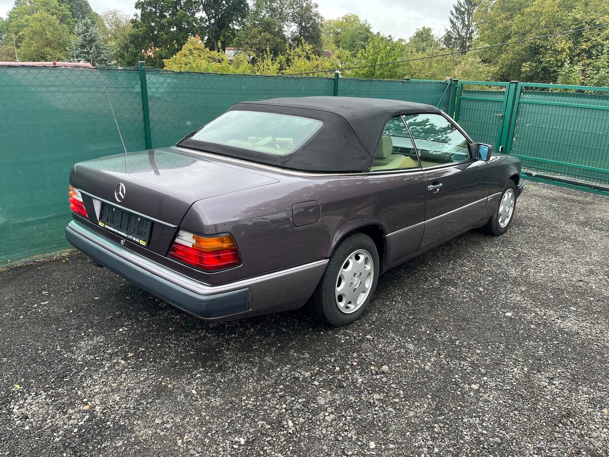 MERCEDES 124 cabrio 3,0 automat - 6