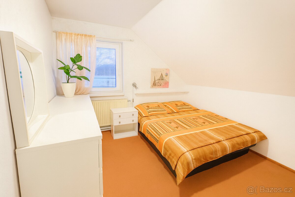 Pronájem bytu 3+1 v rodinném domě Zlín-Mladcová - 6