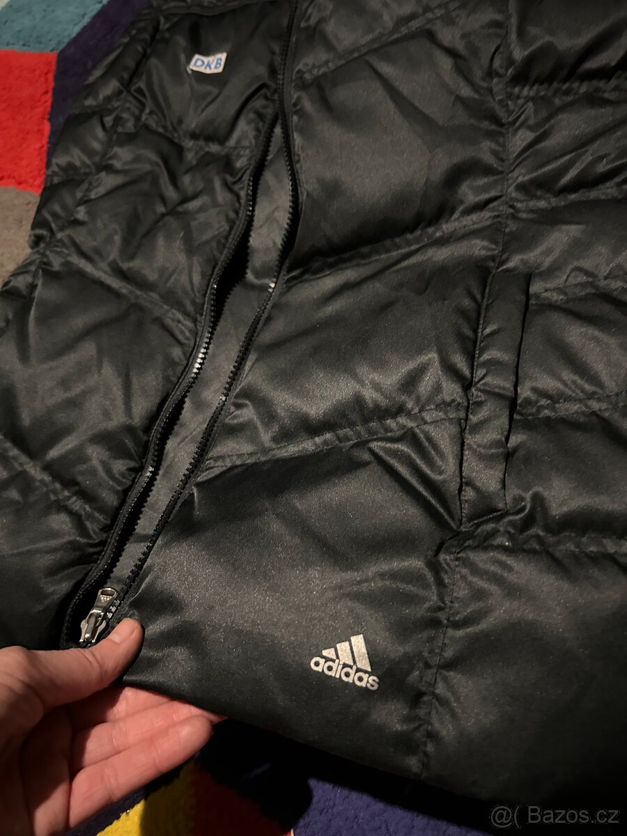 ADIDAS DÁMSKÁ SLIM.-FIT PÉŘOVÁ VESTA-M 40 - 6