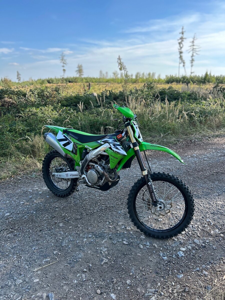 Kawasaki KX 450 - 6