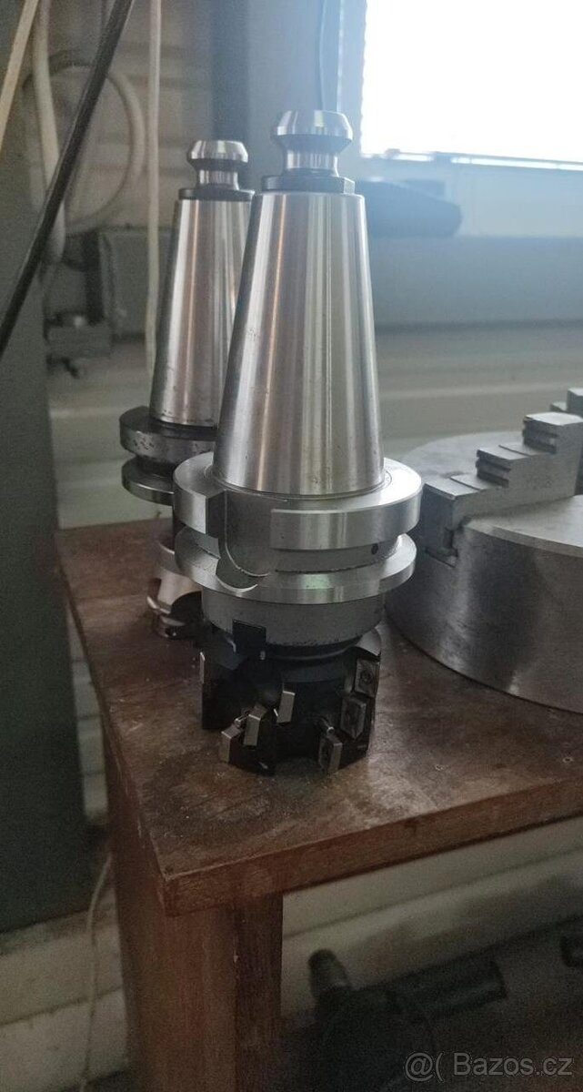 Obráběcí centrum (vertikální) Cincinnati FTV 850 (6502) - 6