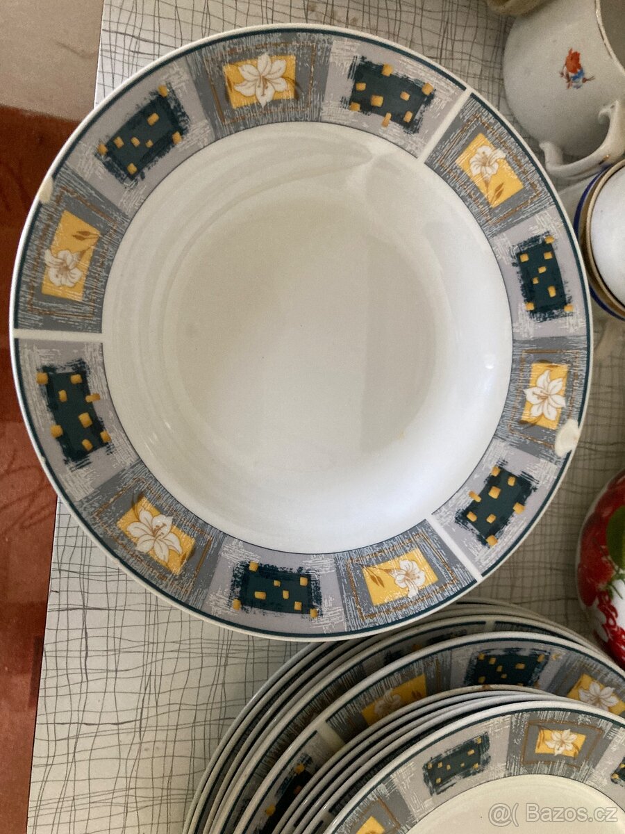 Set různého nádobí - 6