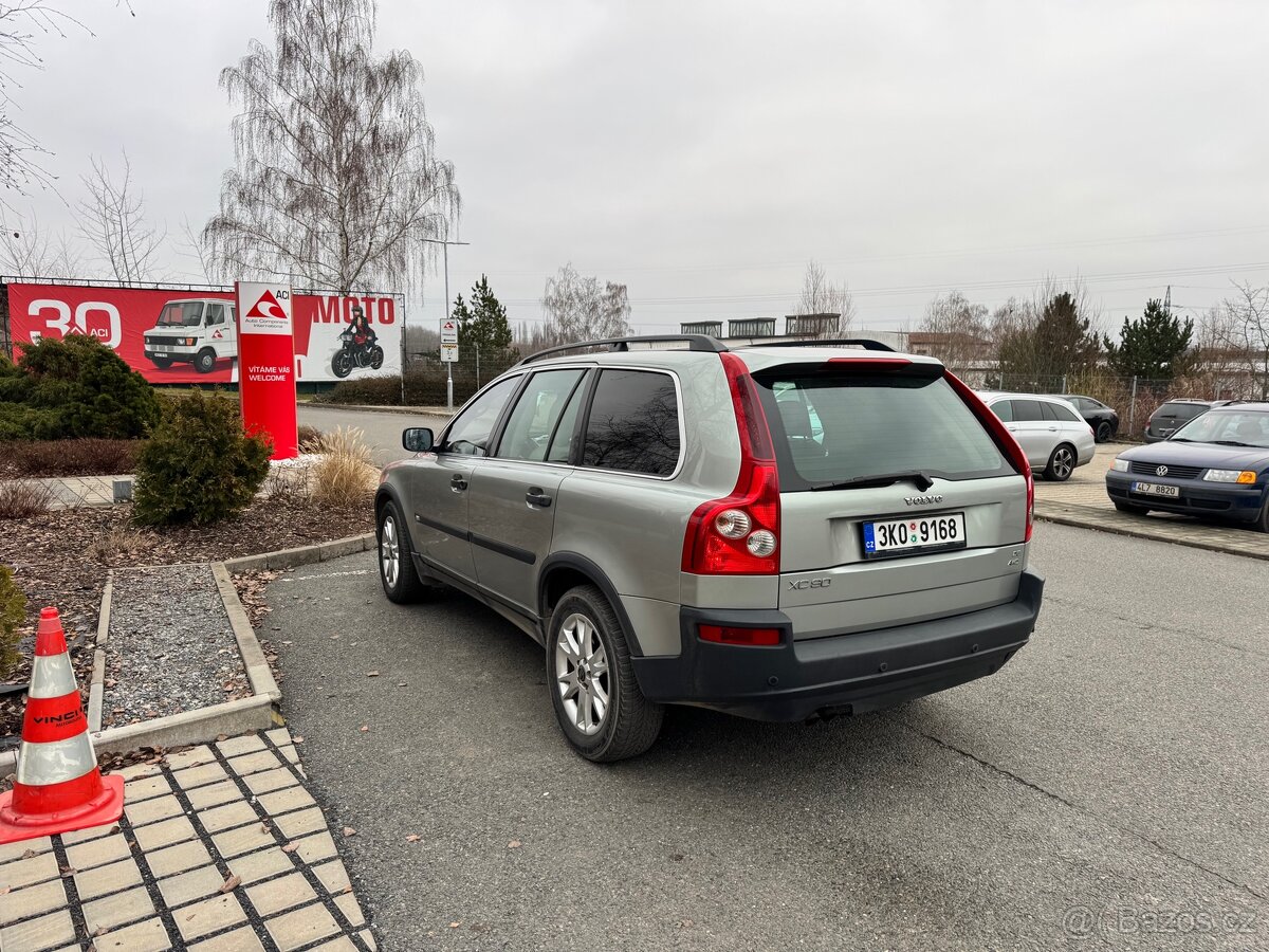 Volvo XC90 2.4D5 Diesel 120kw,AWD,Manuál,STK:7/2027,4X4 - 6