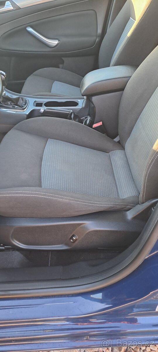 Ford Mondeo 2.0 TDCi ČR TREND - 6
