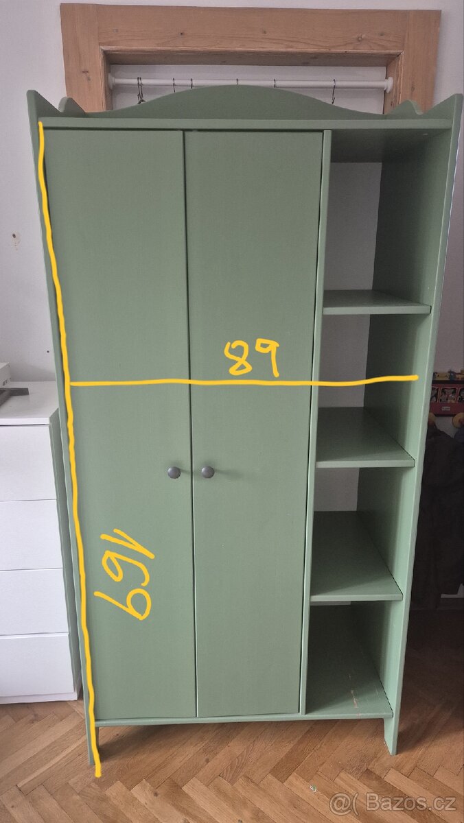 IKEA dětská šatní skříň TROGEN z masivu - 6