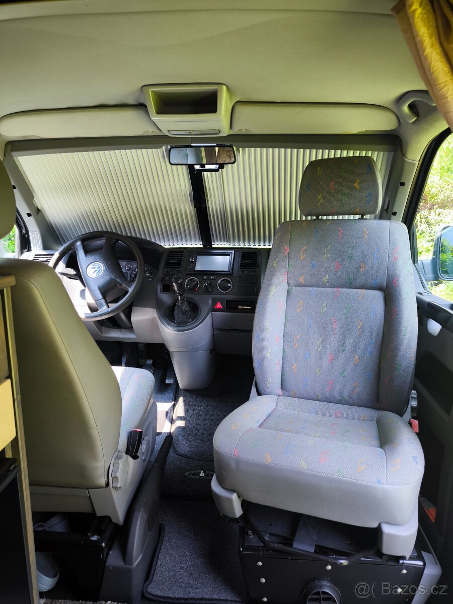 Volkswagen obytný T5 - 6