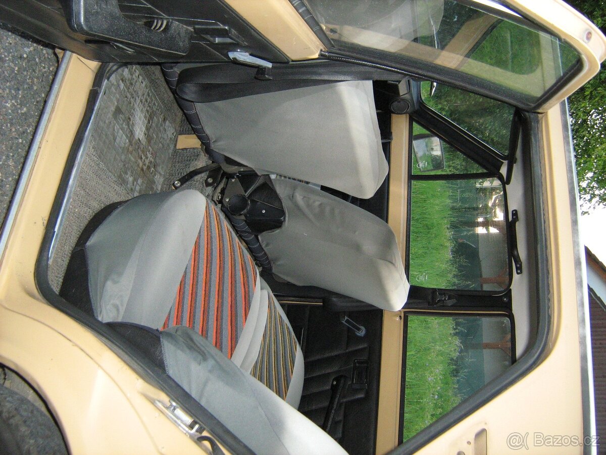 Škoda 105 1987 - 6