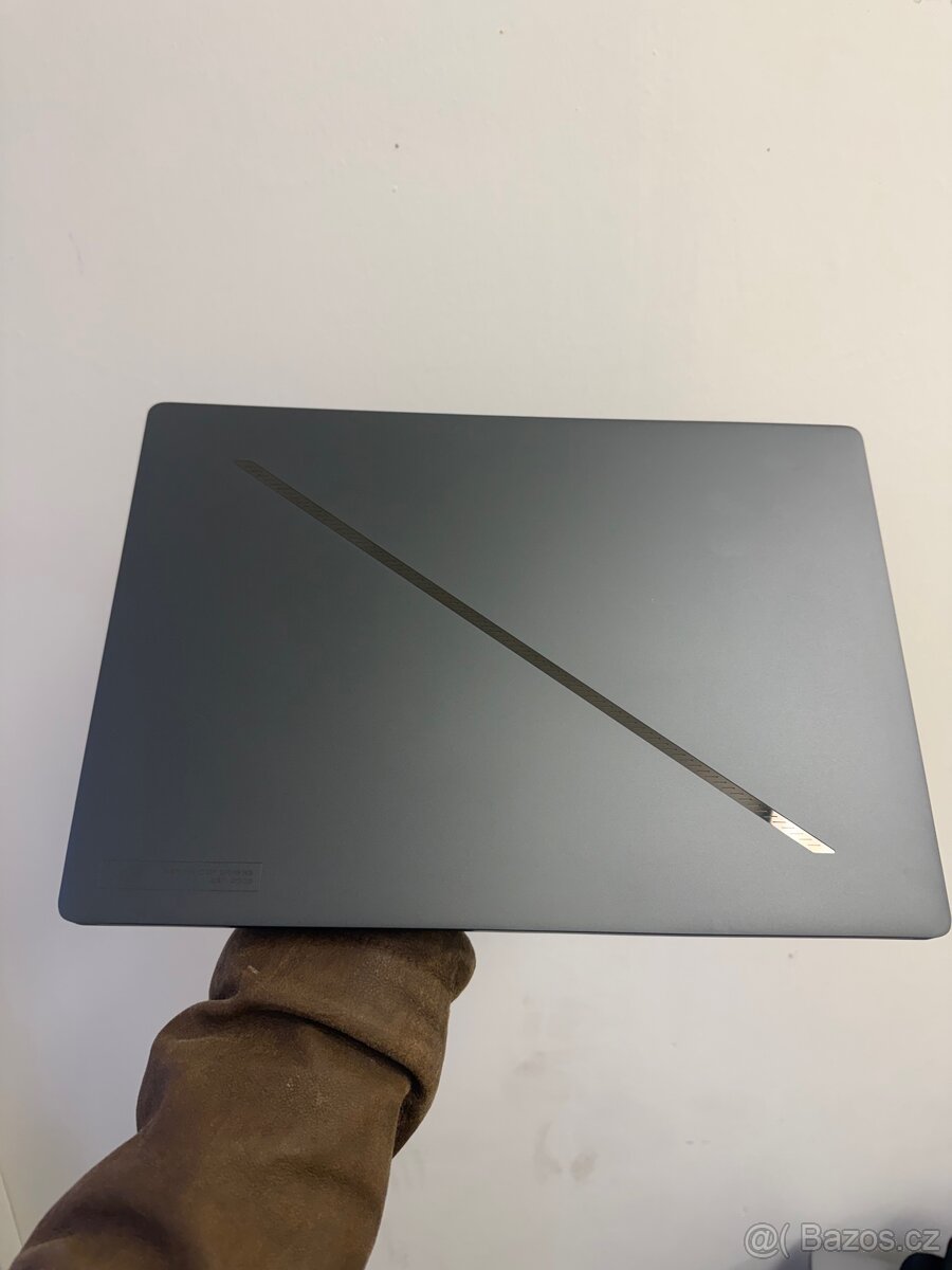 ASUS ROG Zephyrus G16 - 185H, 32 GB RAM, 2 TB SSD, RTX 4090 - 6