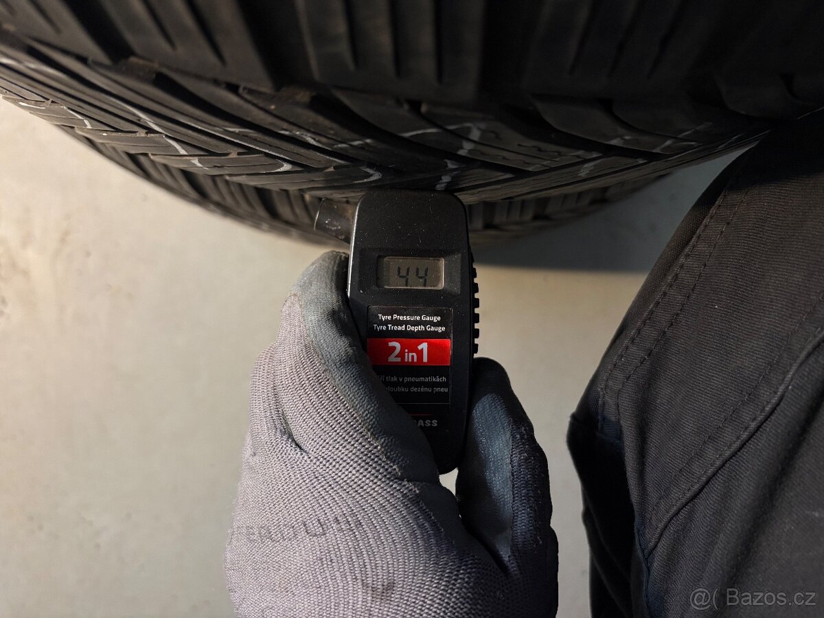 Zimní pneu Imperial + Michelin 225/55R16 - 6