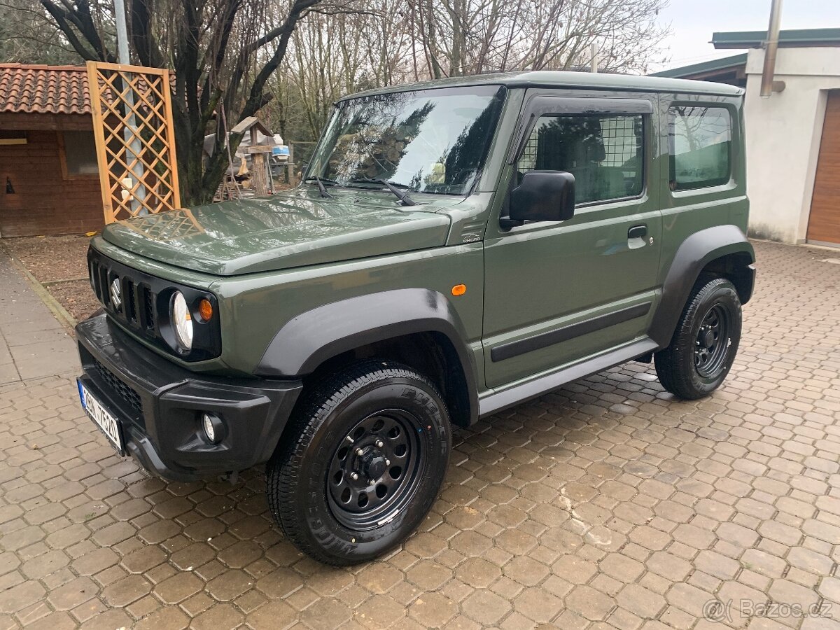 Suzuki Jimny 1.5 - 6