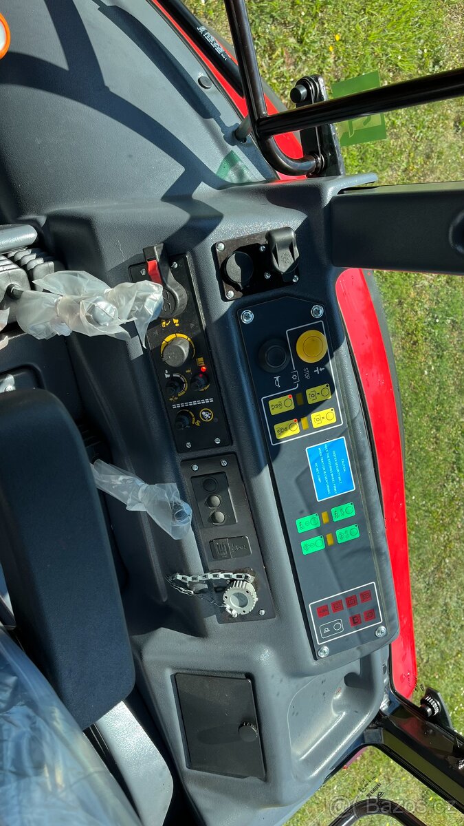 Traktor Belarus 923.7 - 6