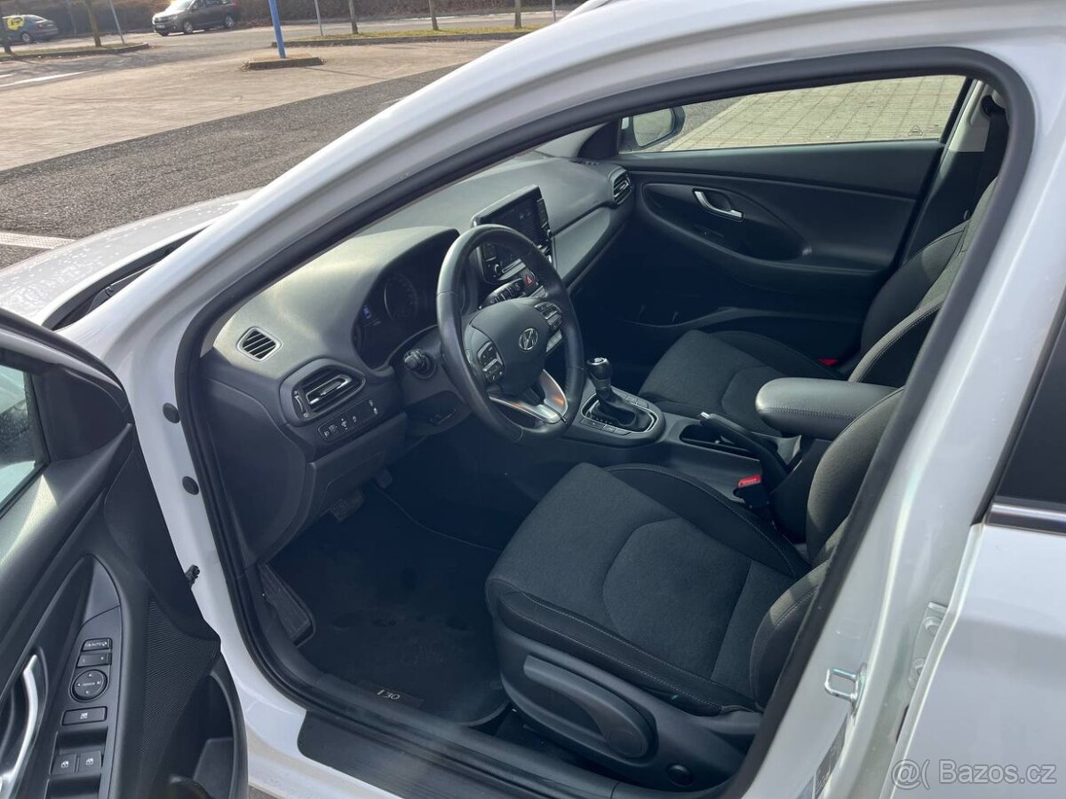 Hyundai i30, 1.6 CRDi Automat - 6