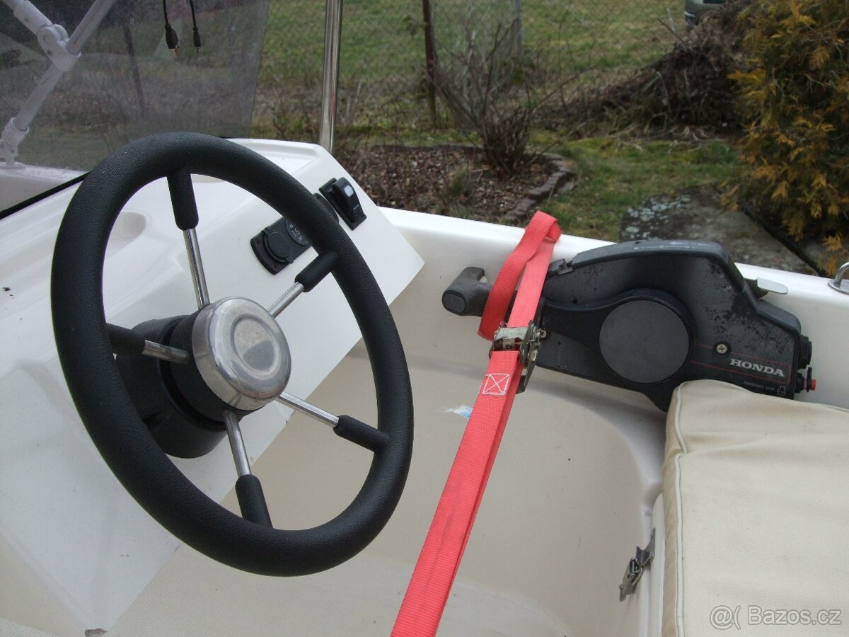 prodám motorový člun - 6