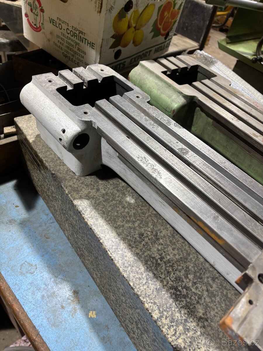 Prodám dílce k soustruhu MN 80 - 6