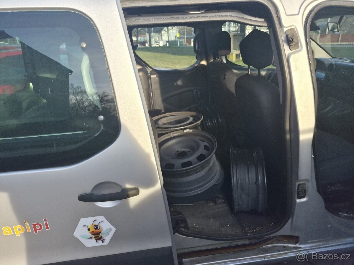 Peugeot Partner Tepee 2011 – motor 220000km - 6