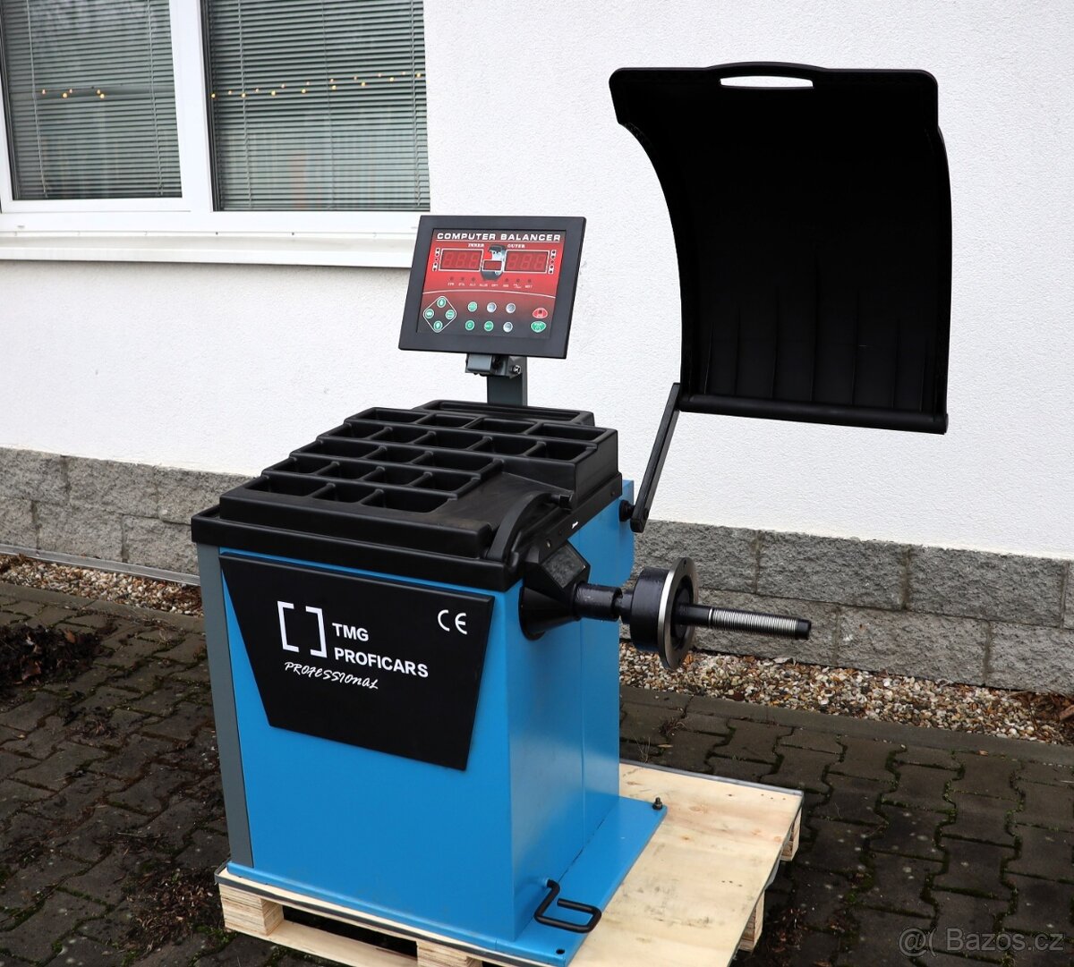 Vyvažovačka kol automatická, brzda, laser - 6