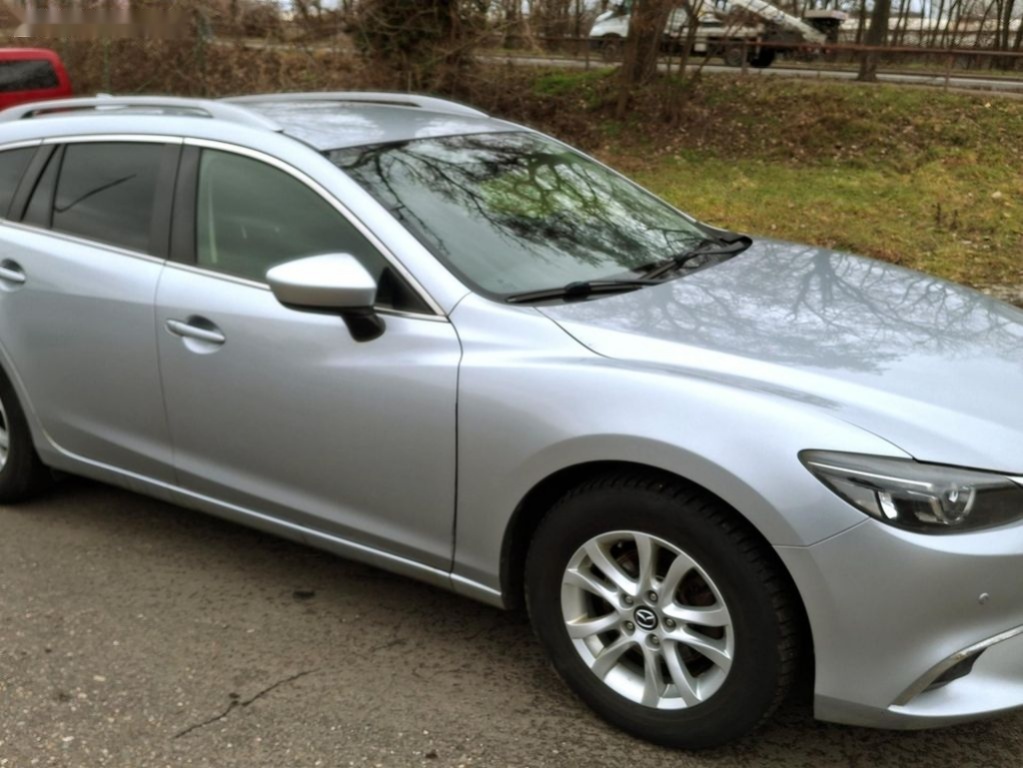 Mazda 6,2.0 121 KW Facelit 1. majitel - 6