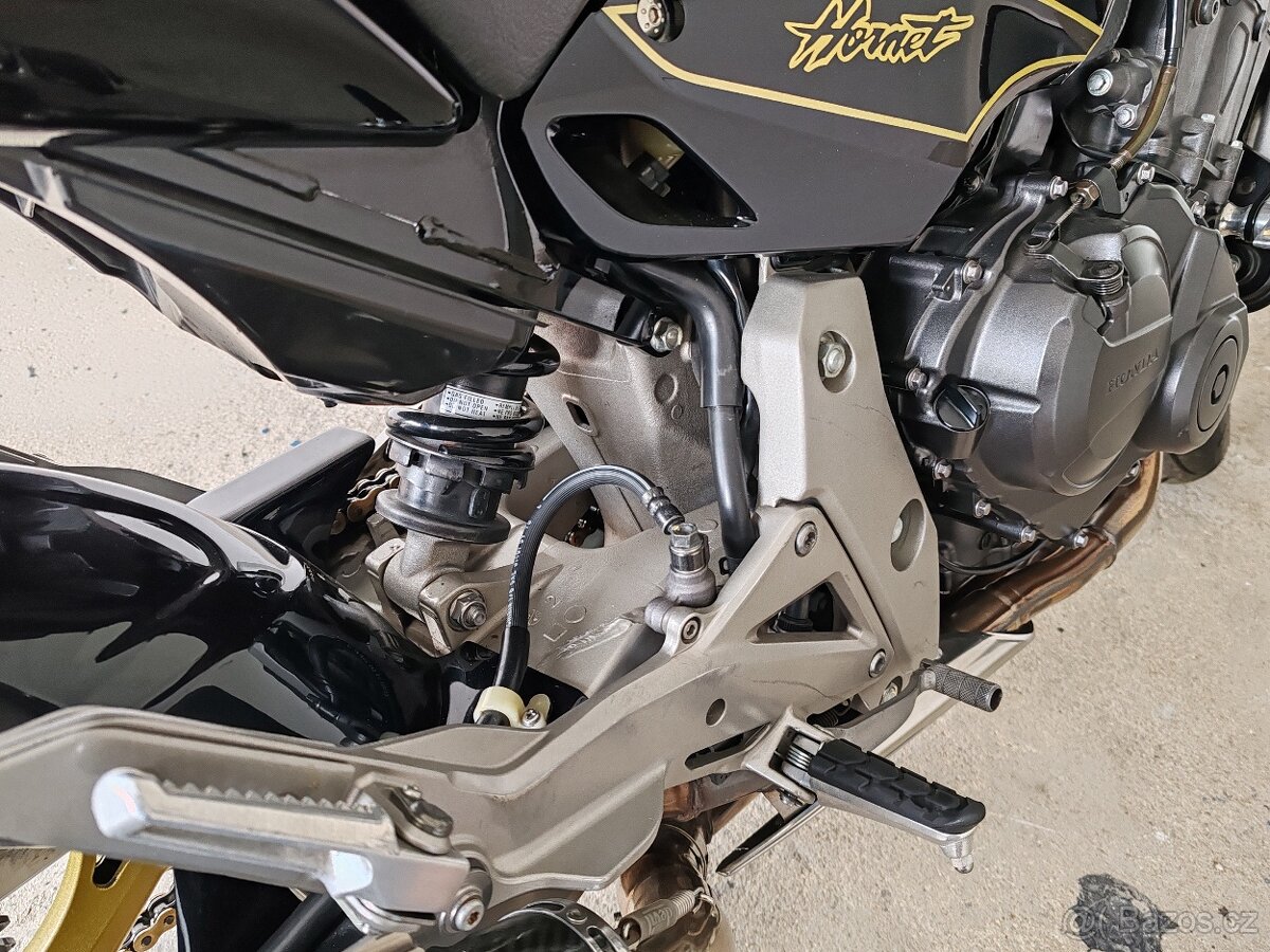Honda Hornet CB 600F - 6