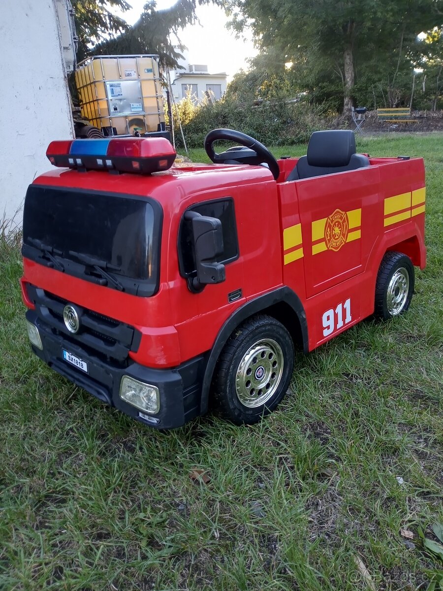 Dětské hasičské autíčko - 6
