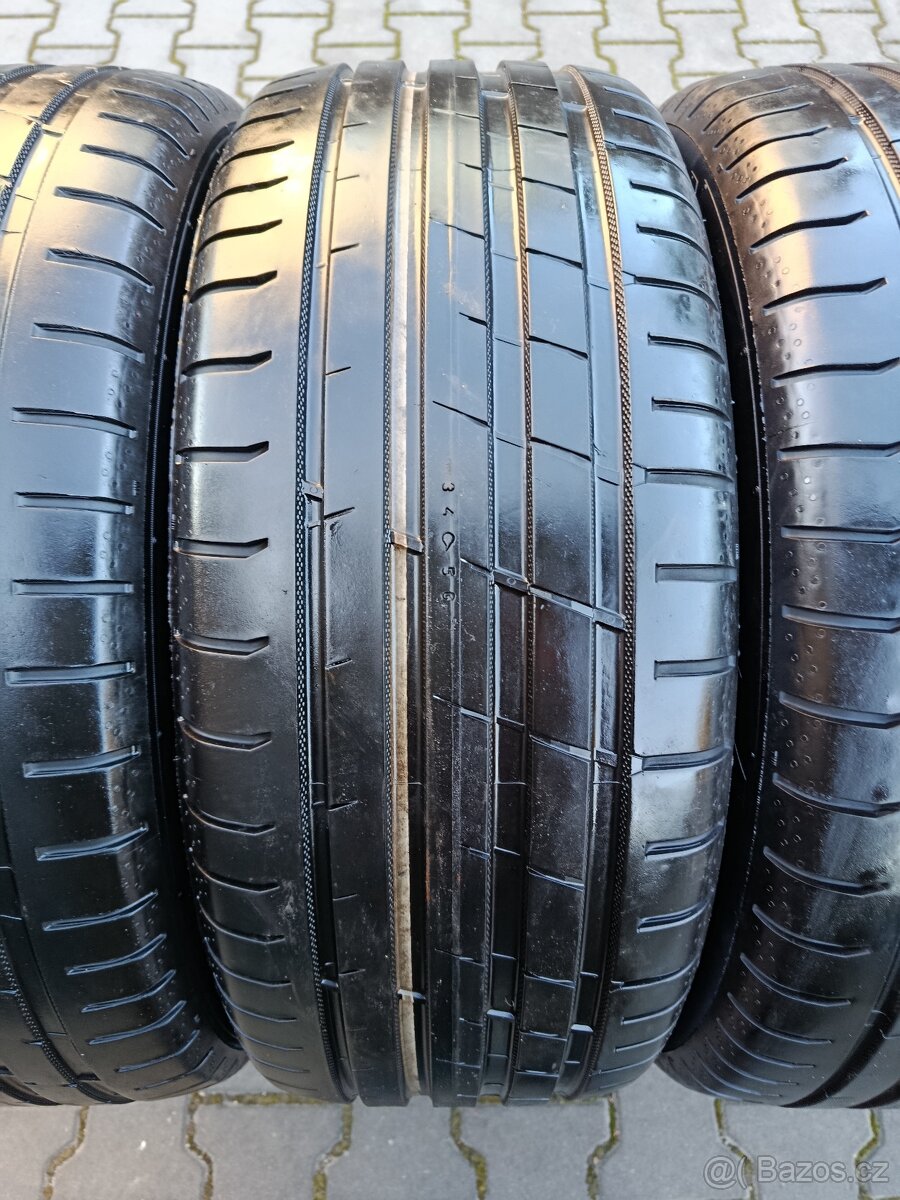 225/55/17 letní pneu nokian - 6