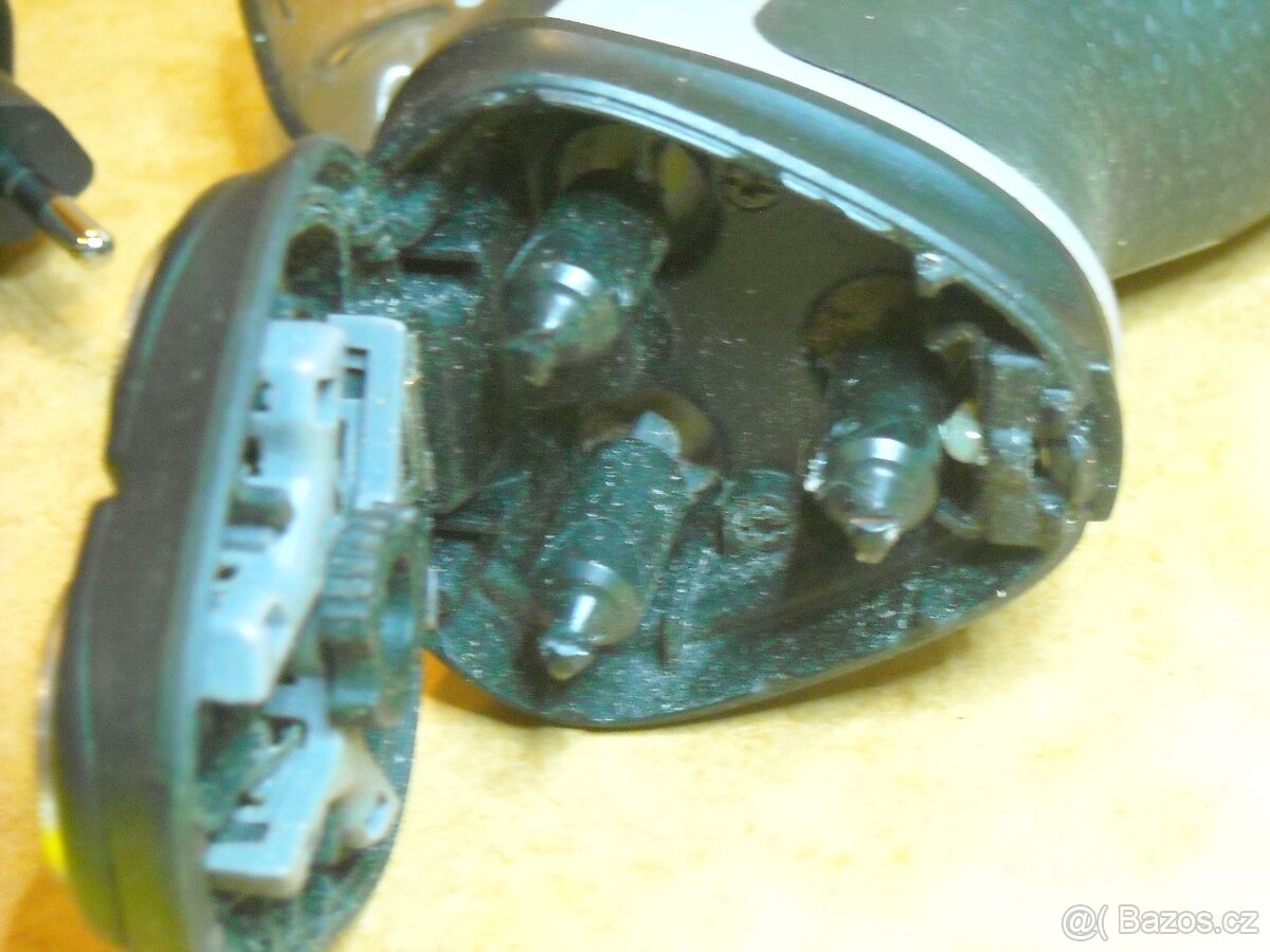 Holící strojek Philips - 6