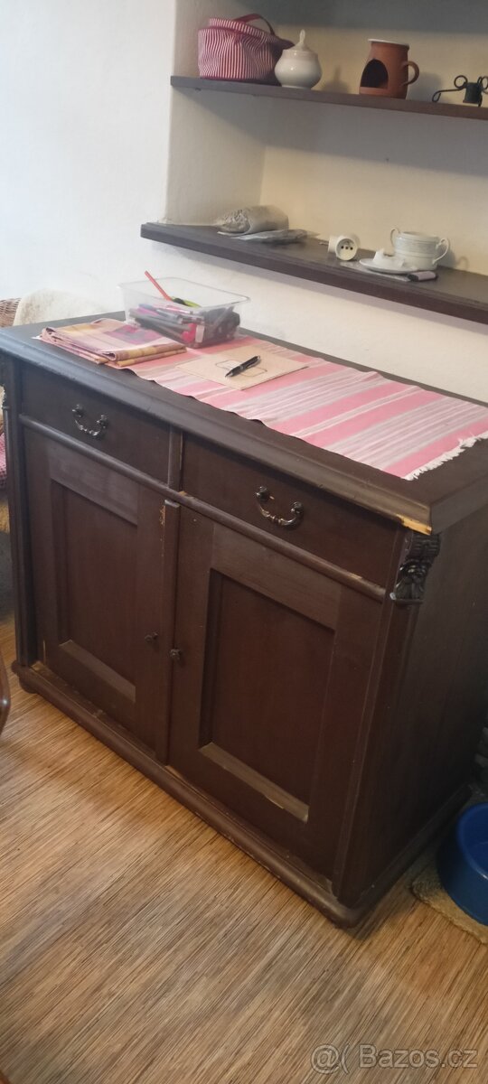 Starý nábytek z chalupy - 6