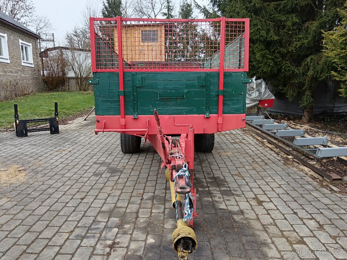 Rozmetadlo hnoje 6,5t - 6