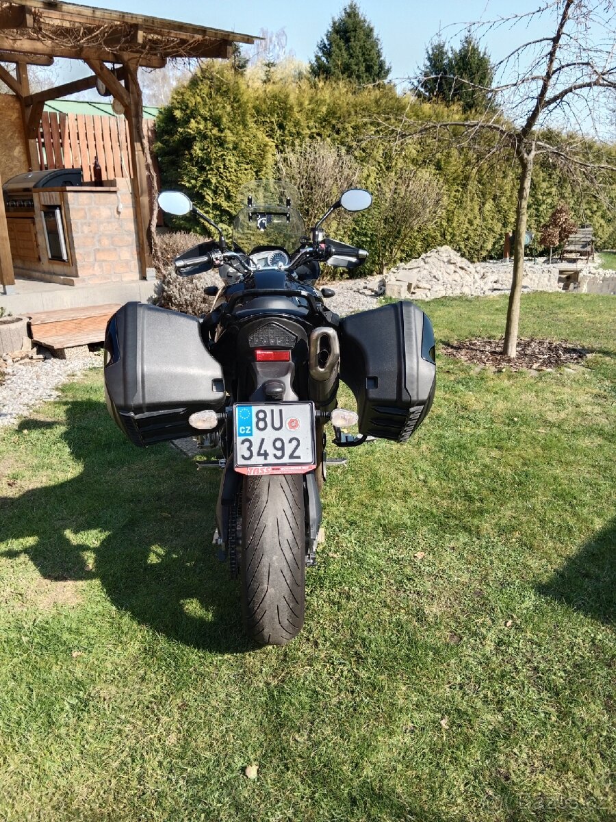 Triumph Tiger 1050 - 6