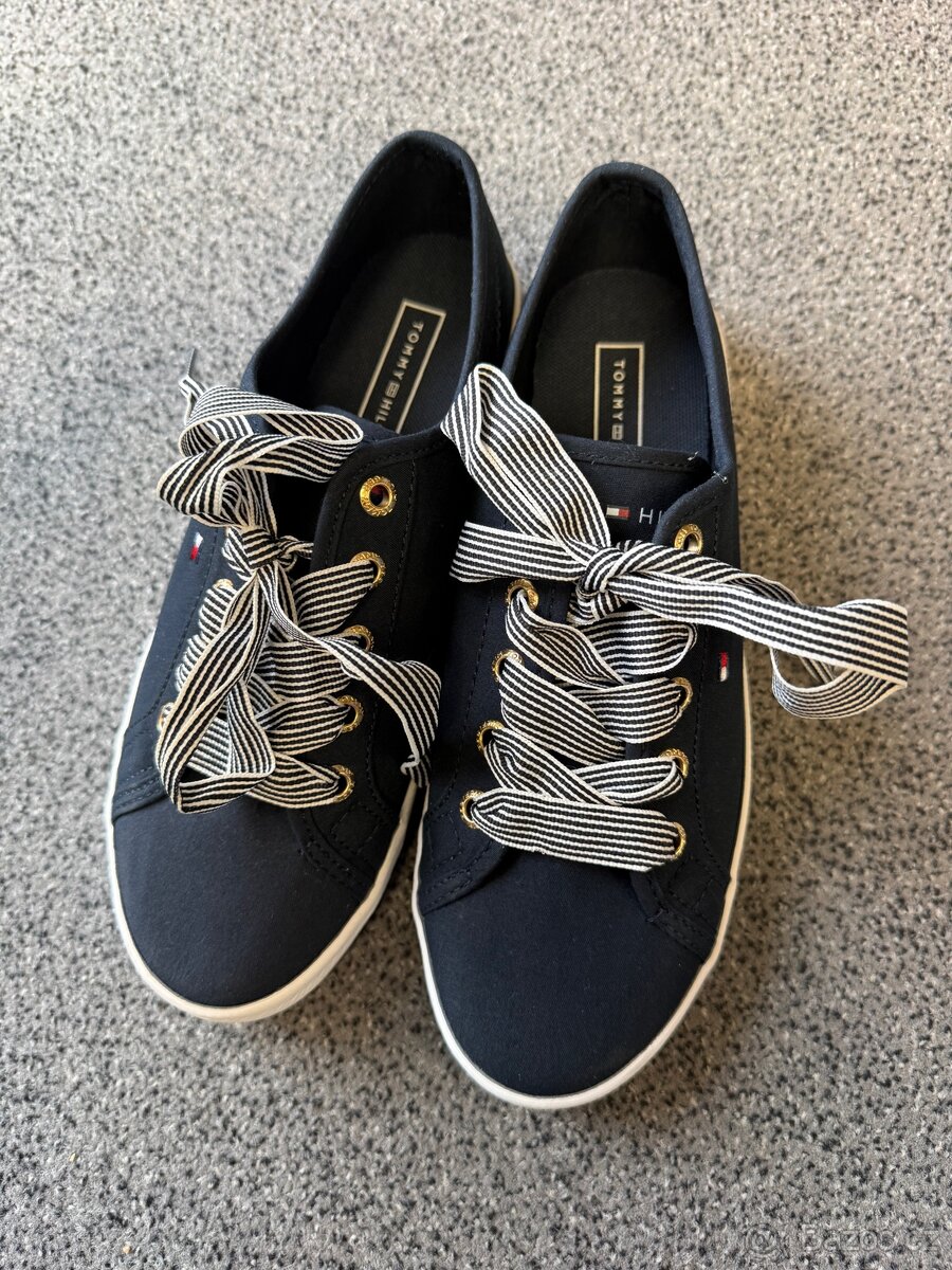 Dámské tenisky zn. Tommy Hilfiger vel 37 - 6