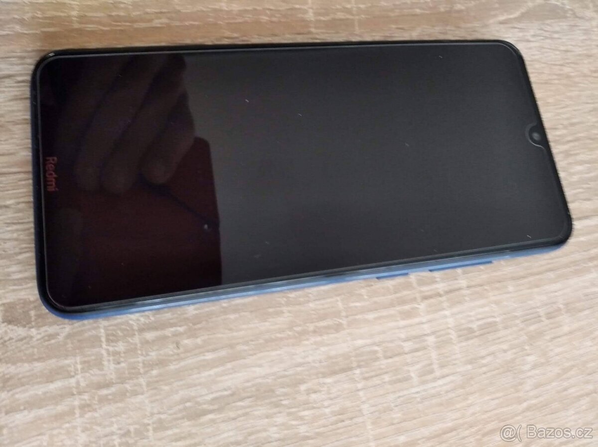 Mobil XIAOMI Redmi 8 4GB/64GB - 6