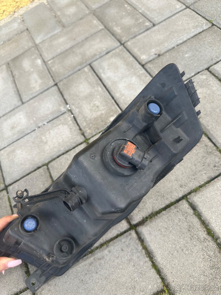 Přední mlhovky a mřížky Škoda Octavia III - 6